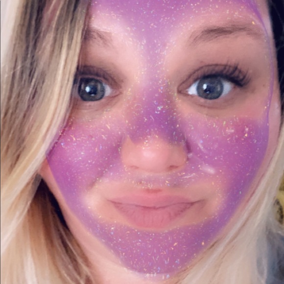 Meet your Posher, Jenna - Picture 1 of 1